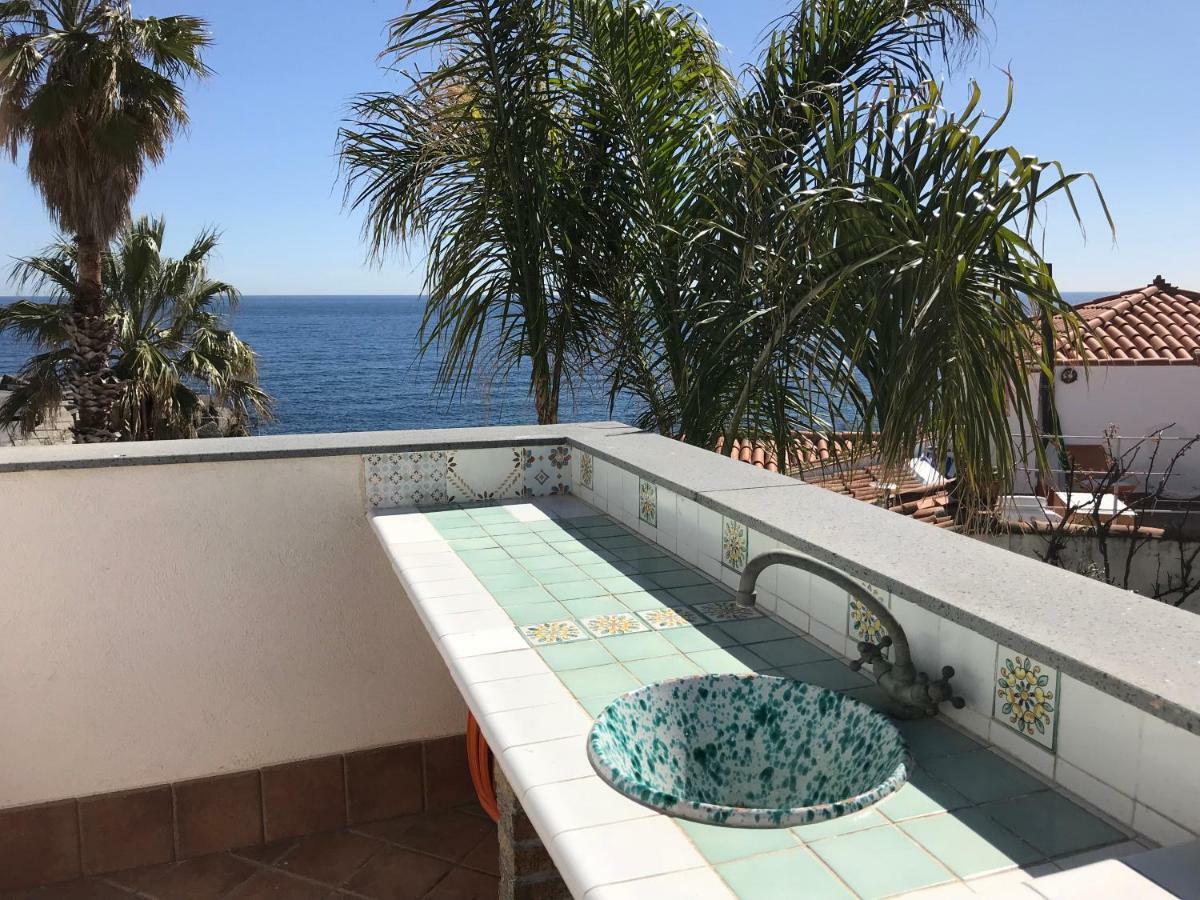 Blue54 - Pozzillo Sul Mare Fra L'Etna E Taormina Villa Exteriör bild